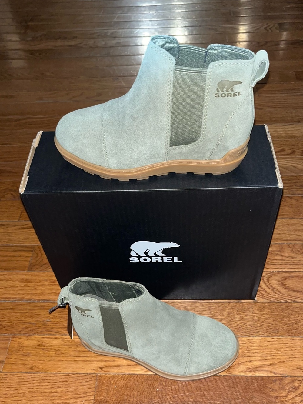 Sorel Evie 2 Waterproof Suede Chelsea Boots Stone Green & Grill 2 Women’s Size 5 - Picture 2 of 15